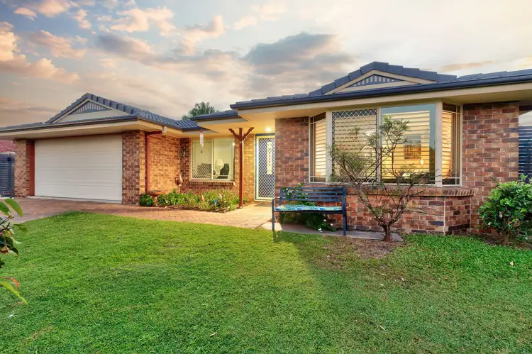 30 Lindfield Street, Parkinson QLD 4115