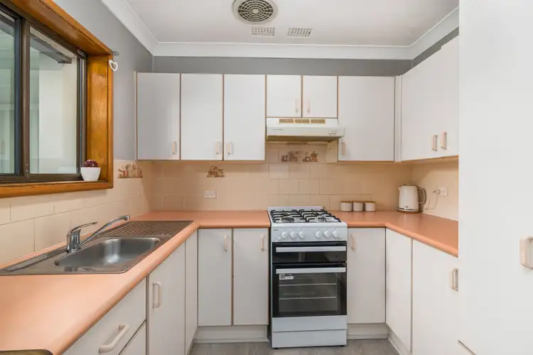 Fourth view of Homely house listing, 10 Eleebana Crescent, Koonawarra NSW 2530
