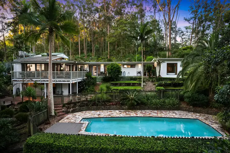 15 Repton Street, Pullenvale QLD 4069