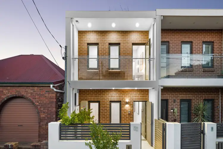 11 Sutherland Street, St Peters NSW 2044