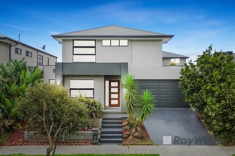 26 Elmtree Crescent, Clyde North VIC 3978