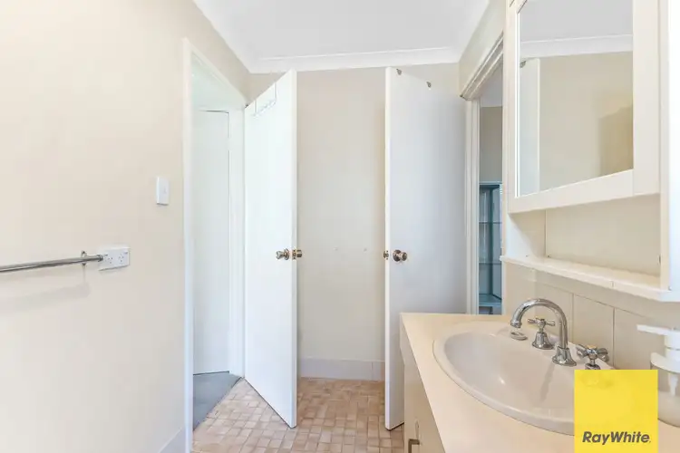 Sixth view of Homely semi-detached listing, 18B Denham Way, Thornlie WA 6108