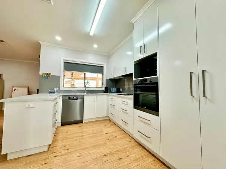 Sixth view of Homely house listing, 101 South Avenue, Bordertown SA 5268