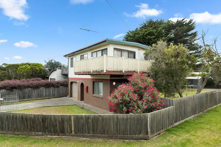 Sixth view of Homely house listing, 2 Gilmore Street, Smiths Beach VIC 3922