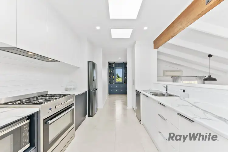 Fifth view of Homely house listing, 4 Kooluna Court, Frankston VIC 3199