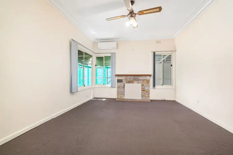 Fifth view of Homely house listing, 286 Kooba Street, North Albury NSW 2640