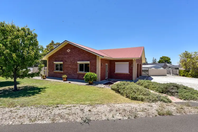 13 Cameron Street, Kingston Se SA 5275