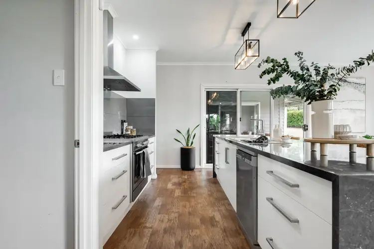 Sixth view of Homely house listing, 4 Rexwells Court, Mil-Lel SA 5291