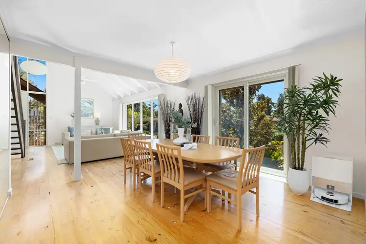 Fourth view of Homely house listing, 2 Mcleod Place, Mount Waverley VIC 3149