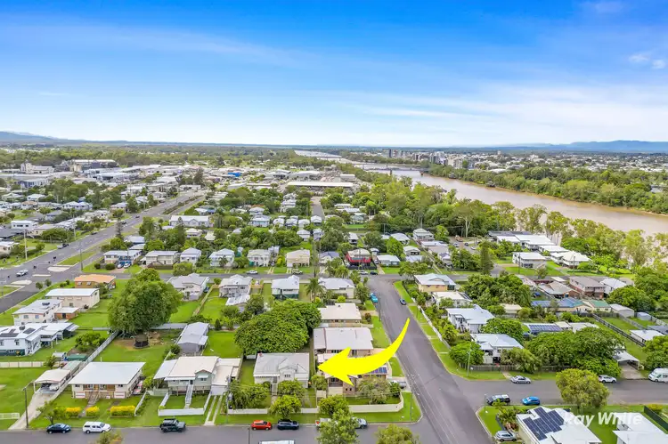 25 Bank Street, Park Avenue QLD 4701