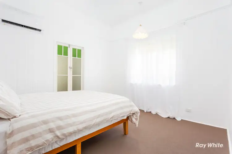 Seventh view of Homely house listing, 25 Bank Street, Park Avenue QLD 4701
