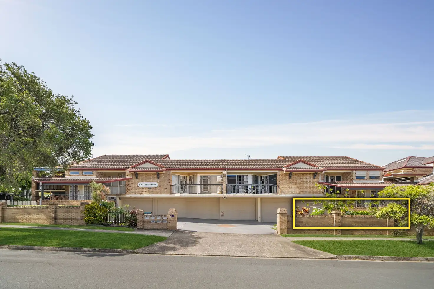 Main view of Homely unit listing, 2/18 Murphy Street, Scarborough QLD 4020