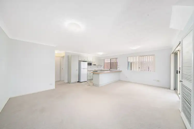 Third view of Homely unit listing, 2/18 Murphy Street, Scarborough QLD 4020
