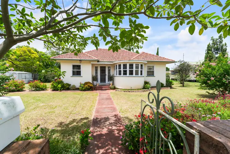 18 Steele Street, Pittsworth QLD 4356