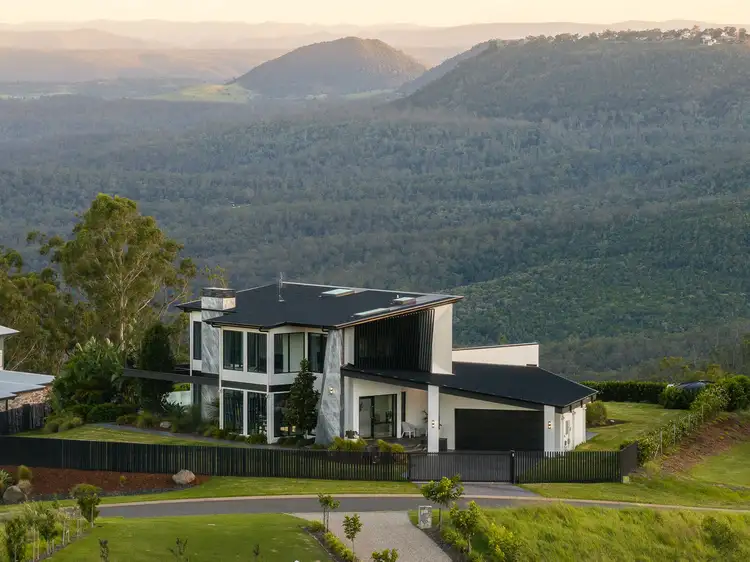 23 Keira Court, Blue Mountain Heights QLD 4350