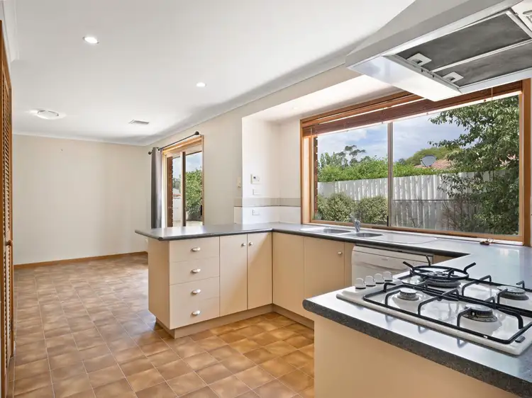Fifth view of Homely house listing, 2 Herbert Street, Rutherglen VIC 3685