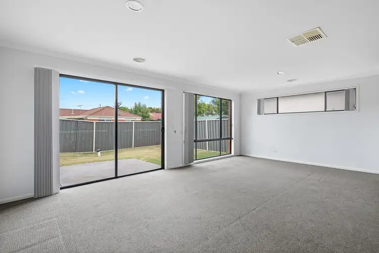 Fifth view of Homely house listing, 104 Rosella Avenue, Werribee VIC 3030