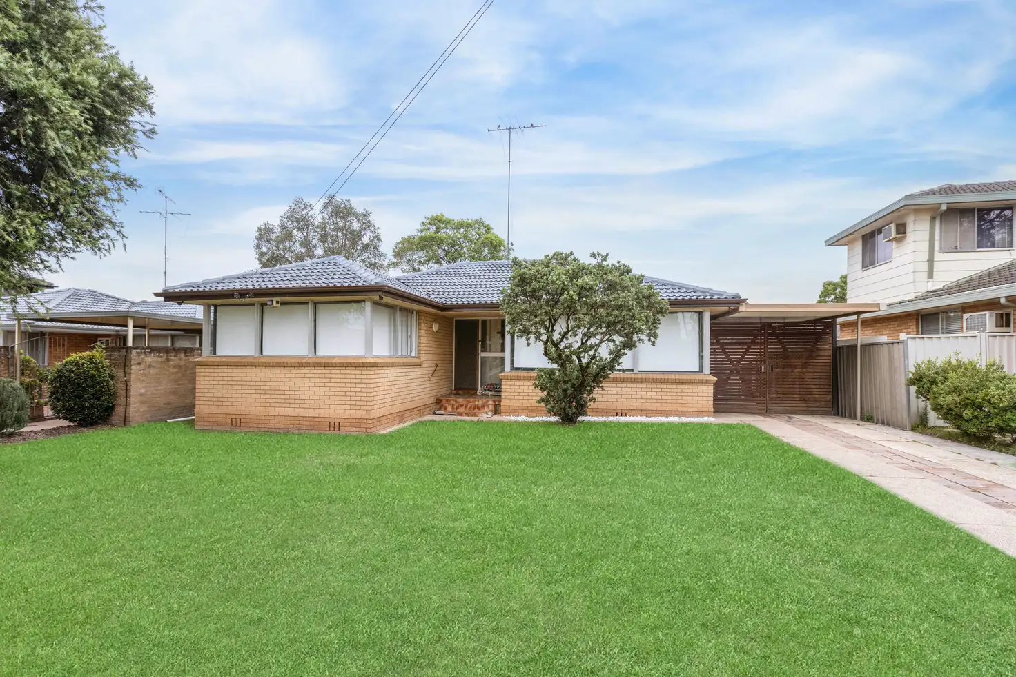 Main view of Homely house listing, 10 Tumbridge Crescent, Cambridge Park NSW 2747