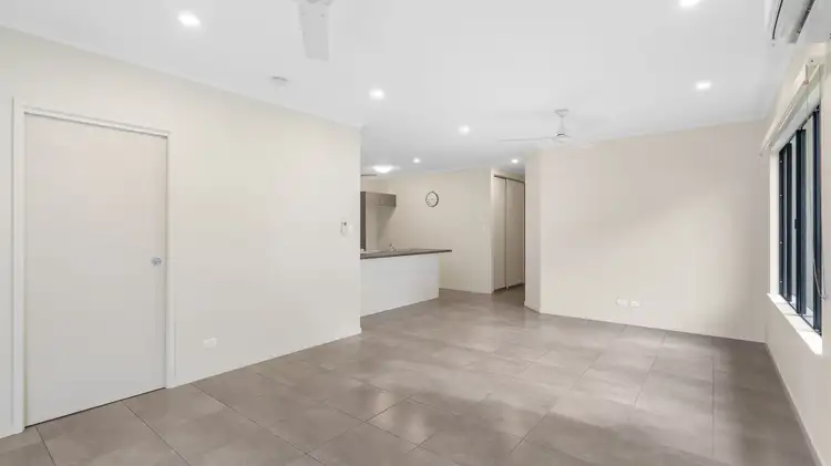 Fourth view of Homely semi-detached listing, 1/185 Isabella Road, Edmonton QLD 4869