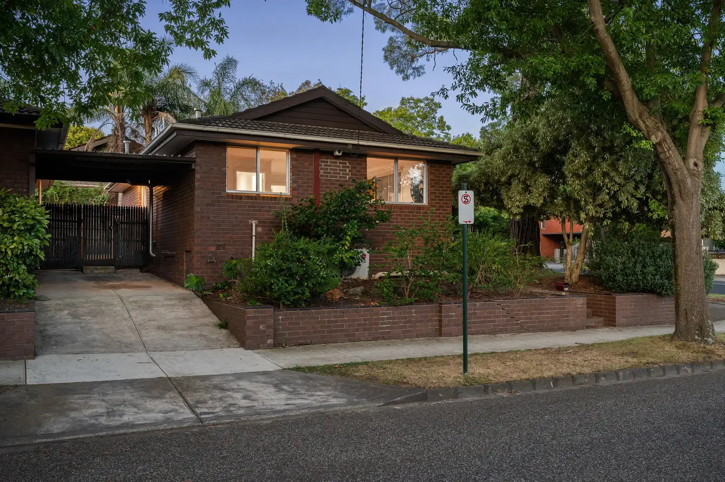 Main view of Homely unit listing, 141 Windsor Crescent, Mont Albert VIC 3127