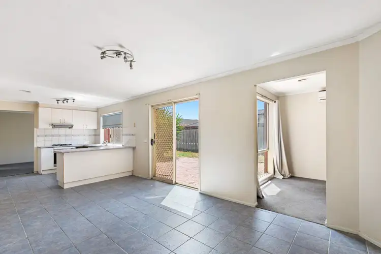 Fifth view of Homely house listing, 7 Mandarin Grove, Werribee VIC 3030