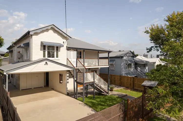 11 Faversham Street, Woolloongabba QLD 4102