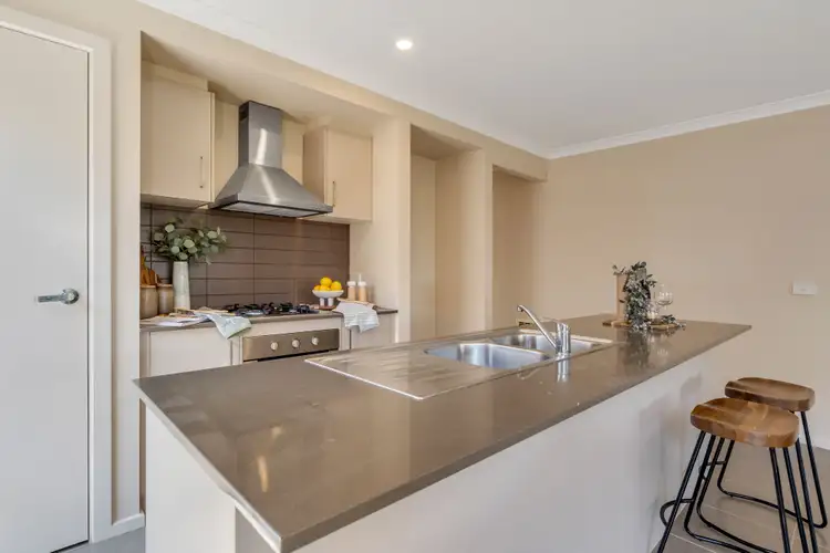 Fifth view of Homely house listing, 8 Riverbark Way, Greenvale VIC 3059