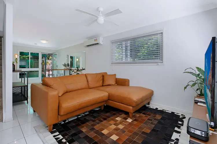 12 Silva Street