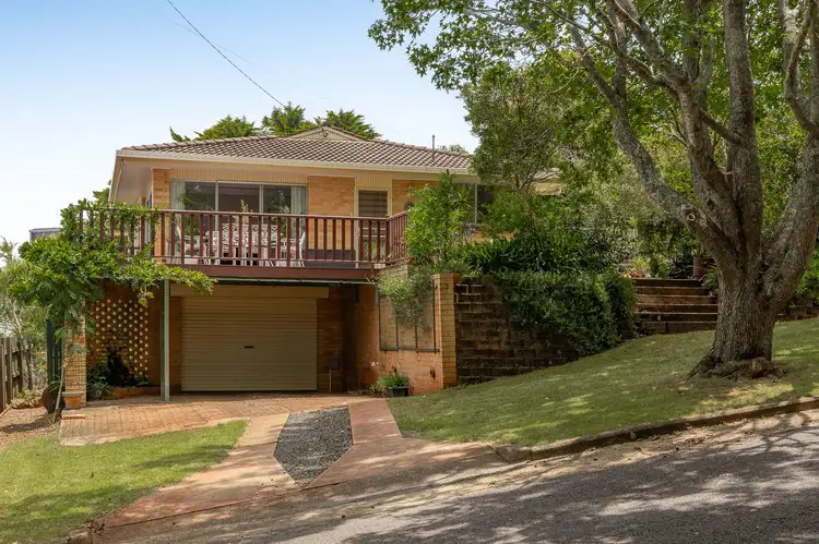 5 Rodway Crescent