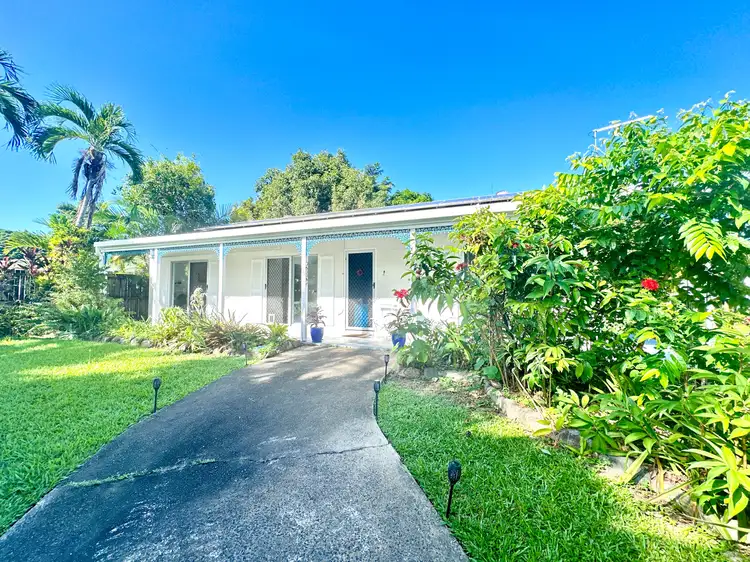 12 Cheviot Street, Smithfield QLD 4878
