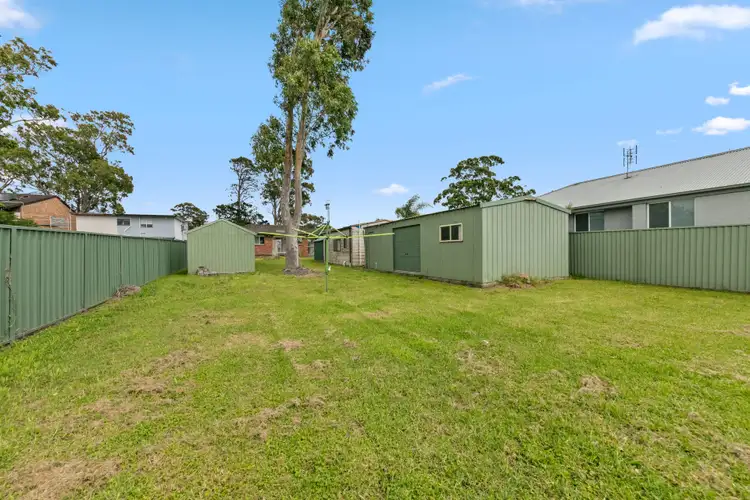 Fourth view of Homely house listing, 15 Discombe Avenue, Kanwal NSW 2259