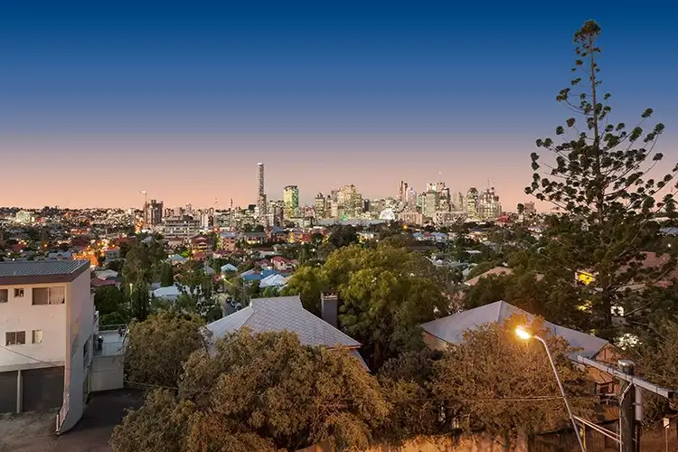 Third view of Homely apartment listing, 18/85 Dornoch Terrace, Highgate Hill QLD 4101