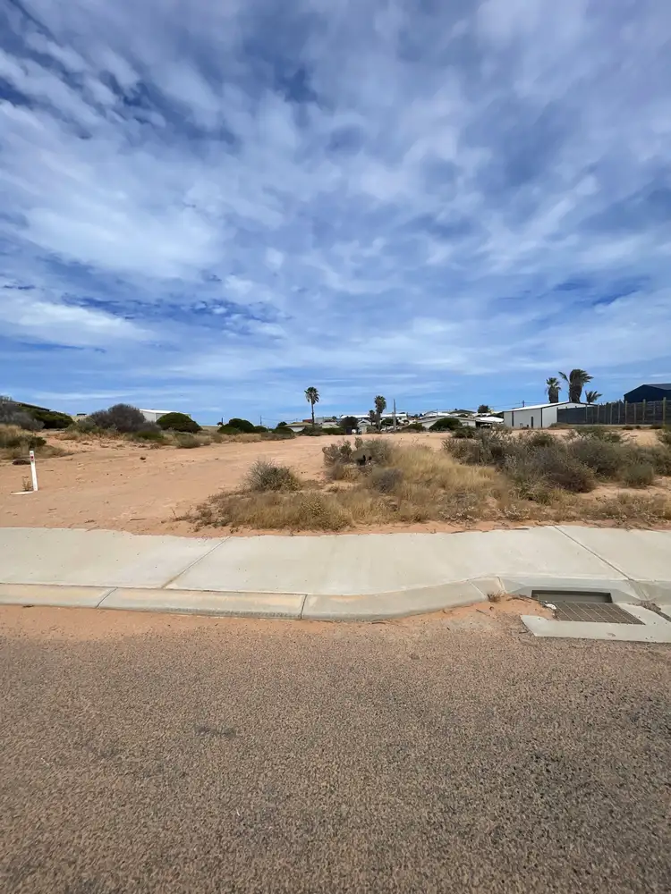 5 Oakley Ridge, Denham WA 6537