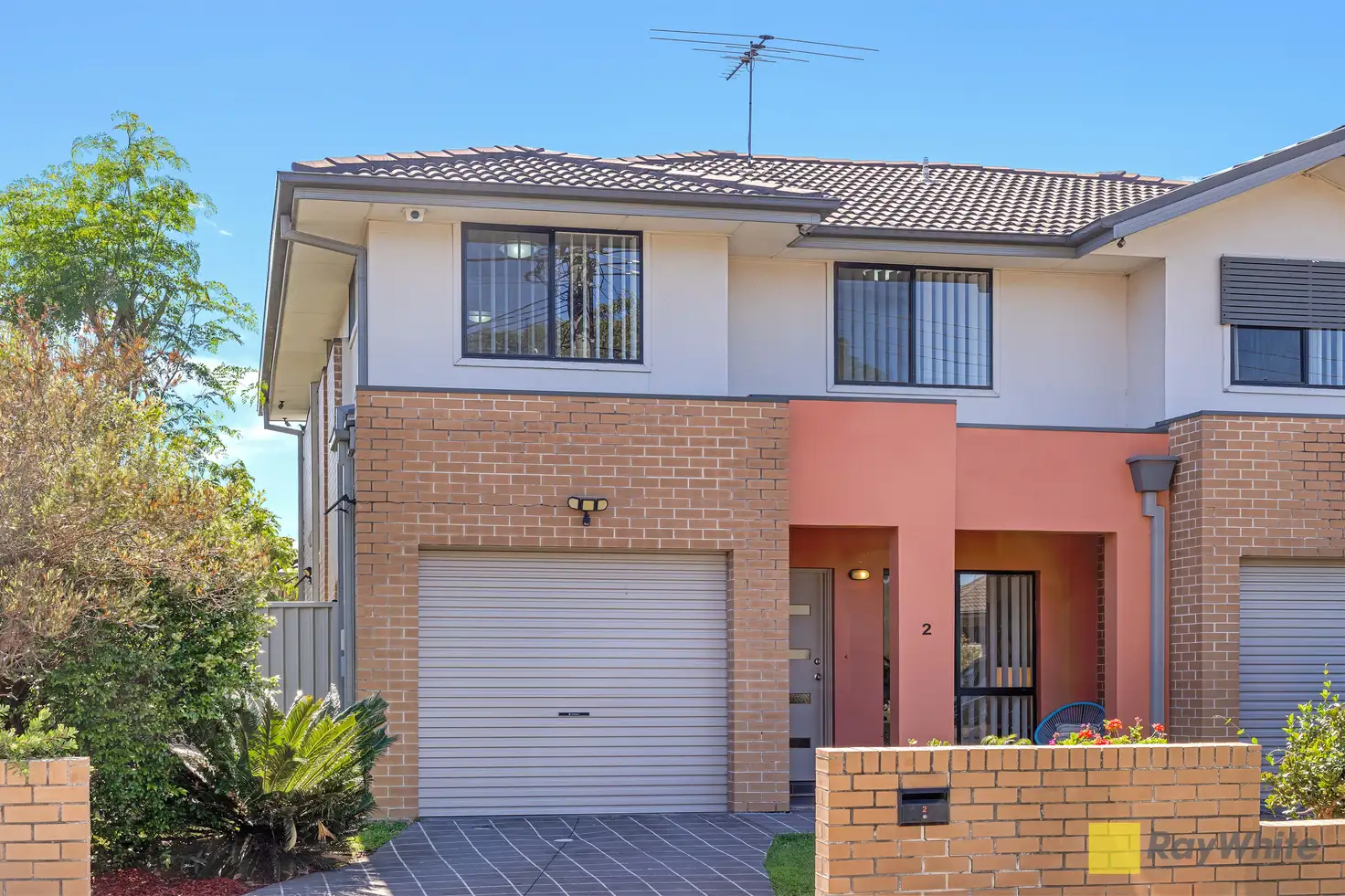 Main view of Homely townhouse listing, 2/15-17 Tungarra Road, Girraween NSW 2145