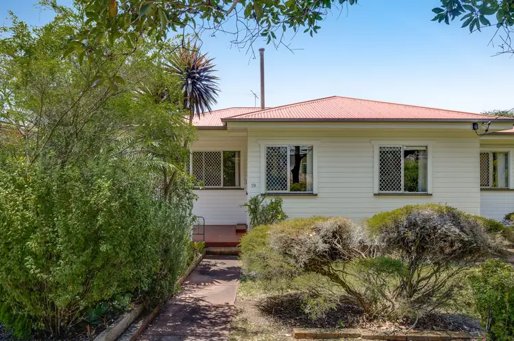 19 Rivett Street