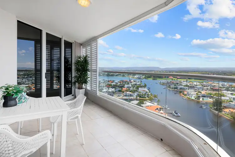 12 Commodore Drive
