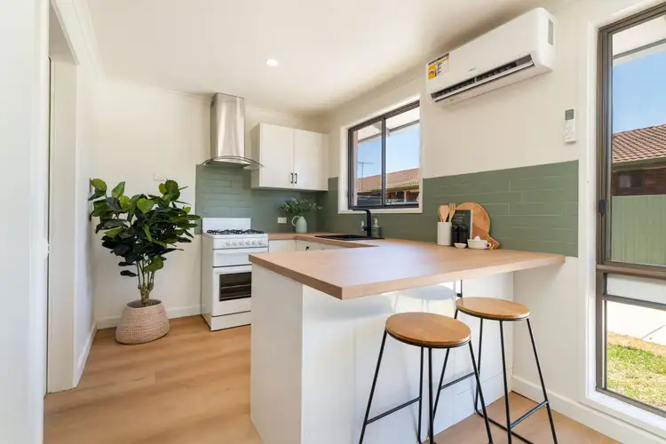 Fifth view of Homely apartment listing, 1/945 Fairview Drive, North Albury NSW 2640