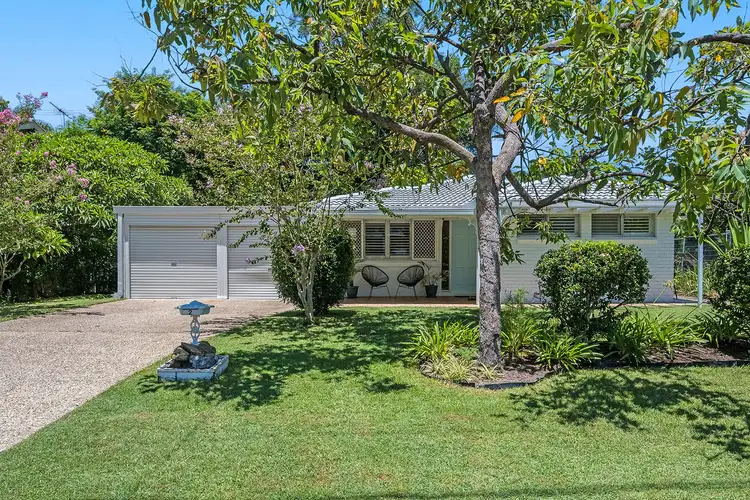 2 Kowhai Street, Kenmore QLD 4069