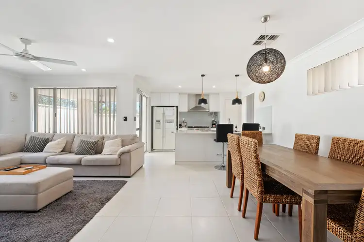 Fifth view of Homely house listing, 2/10 GILLSON Mews, Baldivis WA 6171