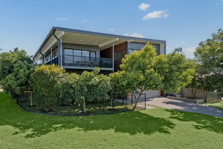 4 Golden Square, Hendra QLD 4011