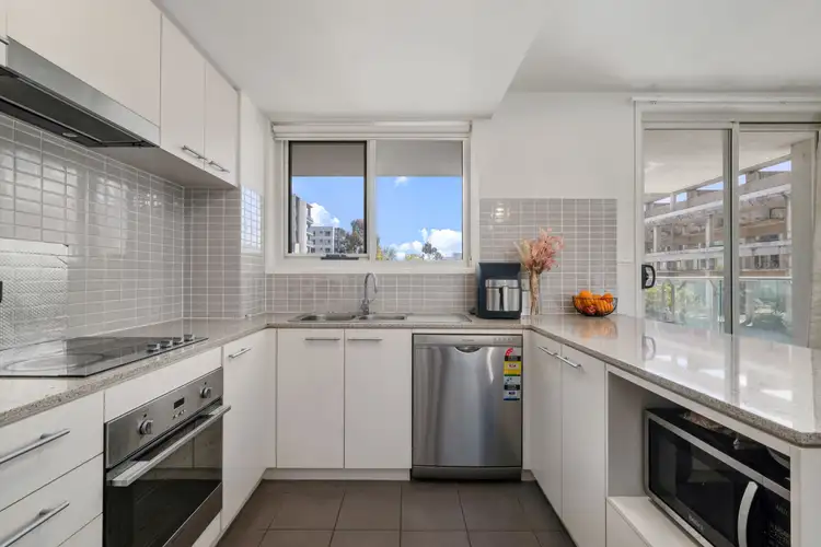 Fourth view of Homely apartment listing, 292/80 Chandler Street, Belconnen ACT 2617