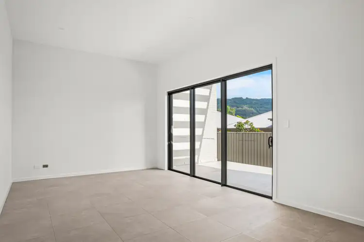 2/15 Ryan Street, Balgownie NSW 2519
