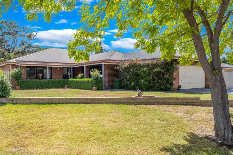 14 Hibiscus Court, Kilmore VIC 3764