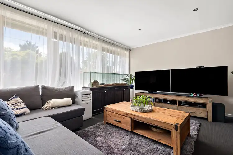 Second view of Homely house listing, 4 Hayden Avenue, Frankston VIC 3199