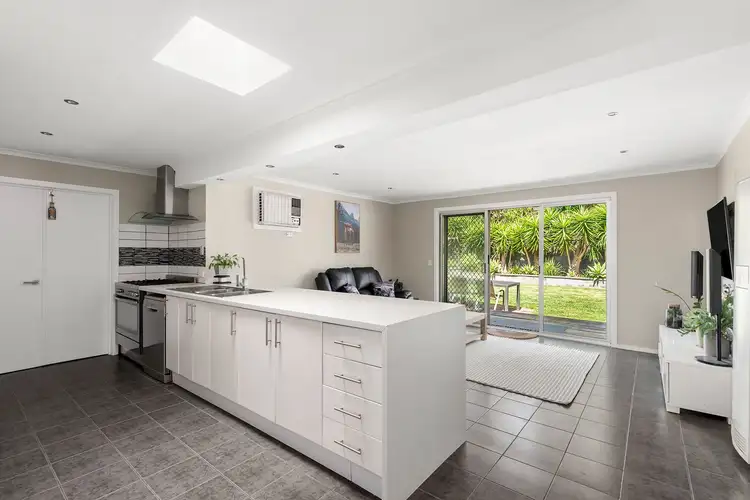 Fifth view of Homely house listing, 4 Hayden Avenue, Frankston VIC 3199