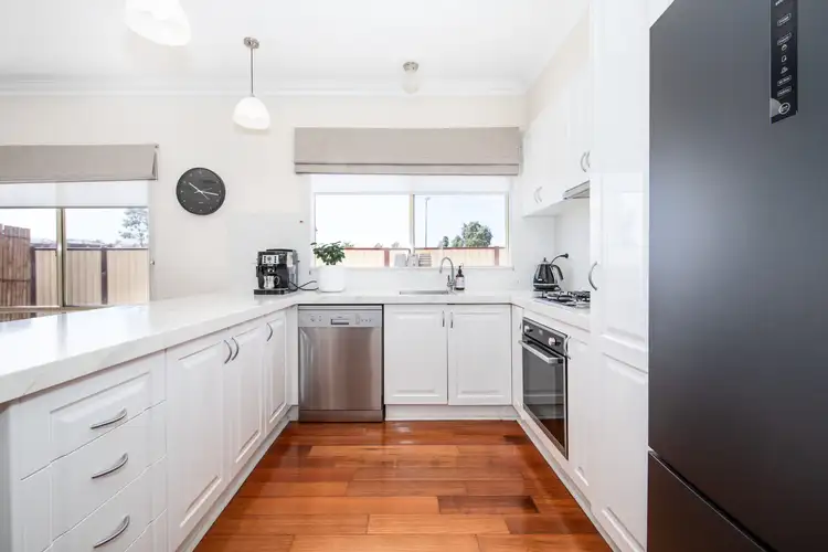 Fifth view of Homely house listing, 2 Westminster Avenue, Hillside VIC 3037