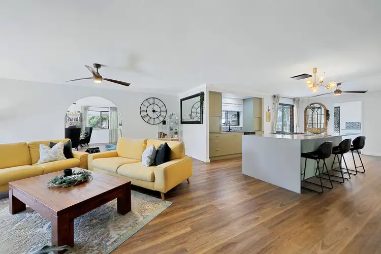 2-14 Drouin Crescent
