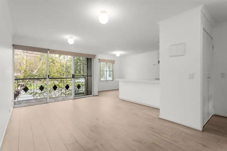 997 Dandenong Road