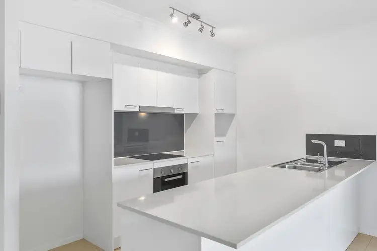 Fifth view of Homely apartment listing, 305/40 Mascar Street, Upper Mount Gravatt QLD 4122