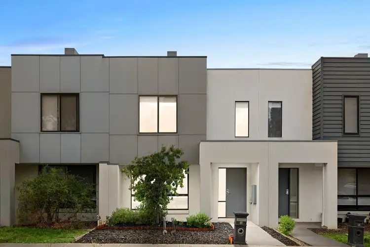 16 Morialta Circuit, Werribee VIC 3030